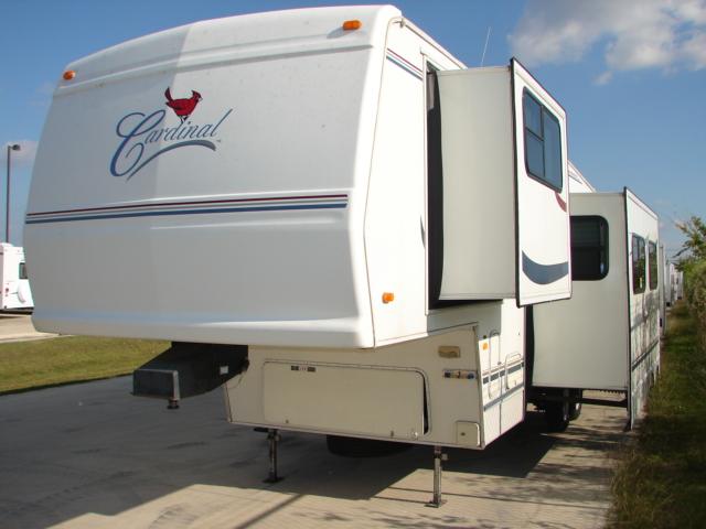 Used 2000 Forest River Cardinal 312BH Fifth Wheel For Sale